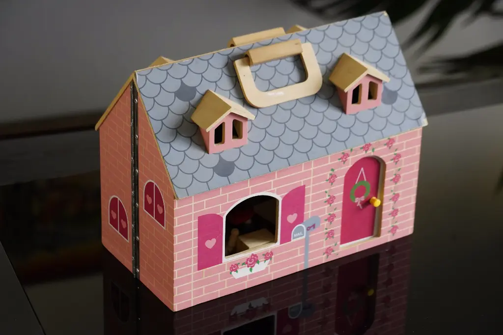 3-puppenhaus3.webp