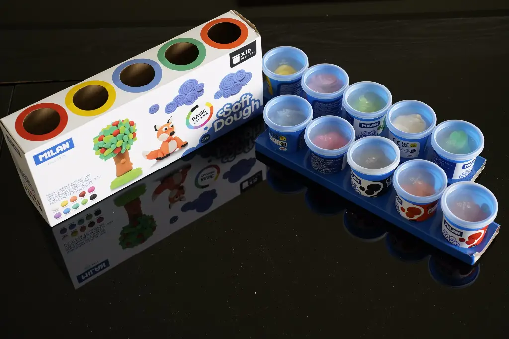 Pâte à modeler souple environ 800 grammes