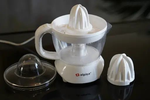 Electric citrus press