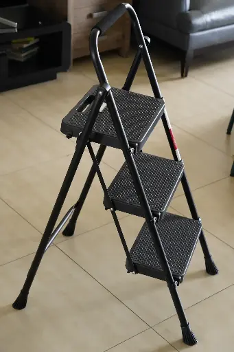 Step ladder